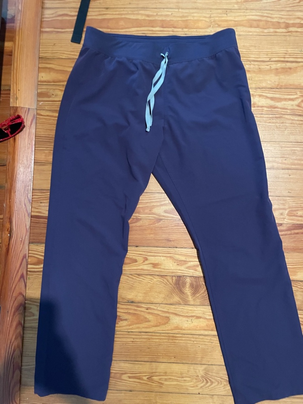 Figs Women's Navy Straight-Leg Scrub Pants with Light Blue Drawstring